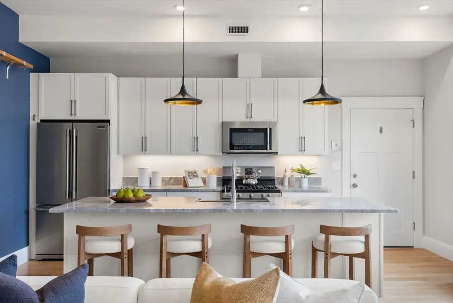 593 Somerville Ave #1, Somerville, MA 02143 - #3