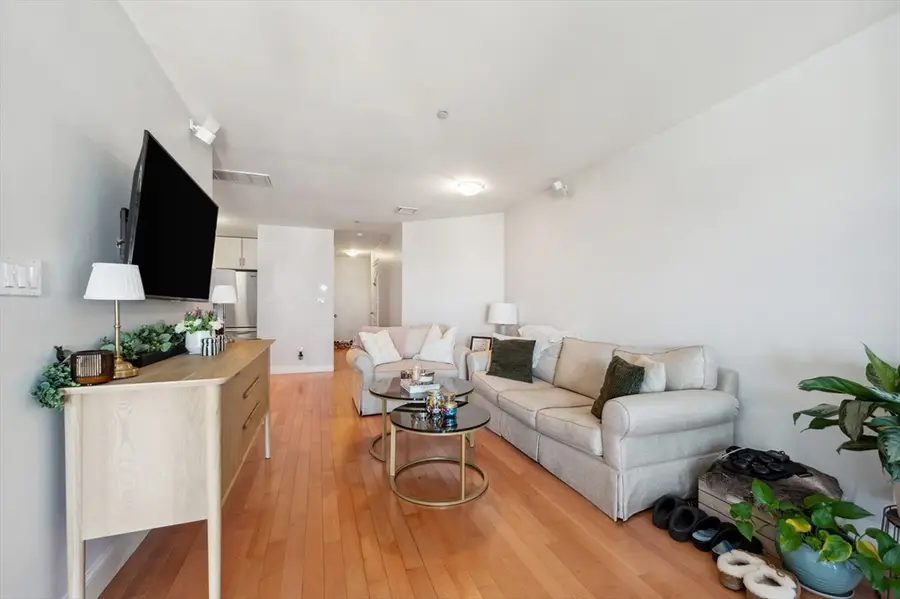 312-320 W 3rd St #305, Boston, MA 02127 - #3