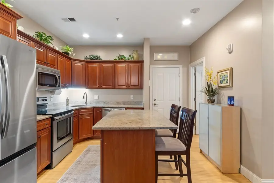 32 Rockway Ave #4C, Weymouth, MA 02188 - #3