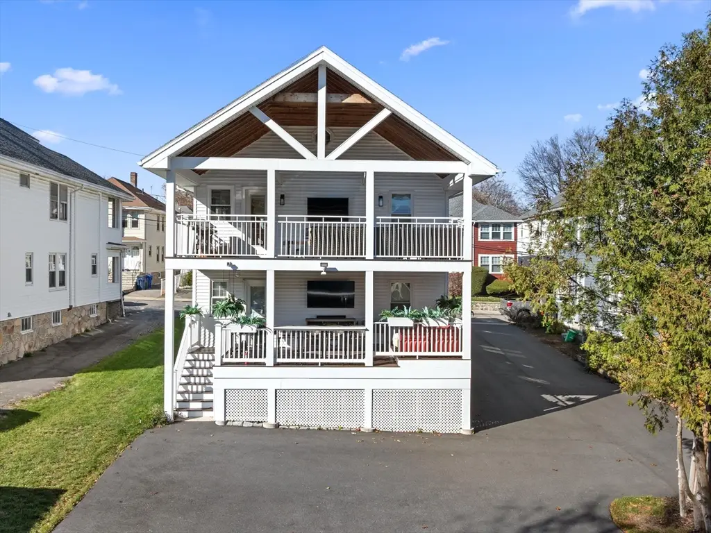 11 Hillview Ave, Boston, MA 02131 - #1