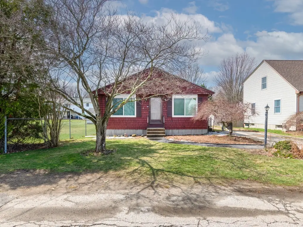 172 Bryant St, Cumberland, RI 02864 - #1
