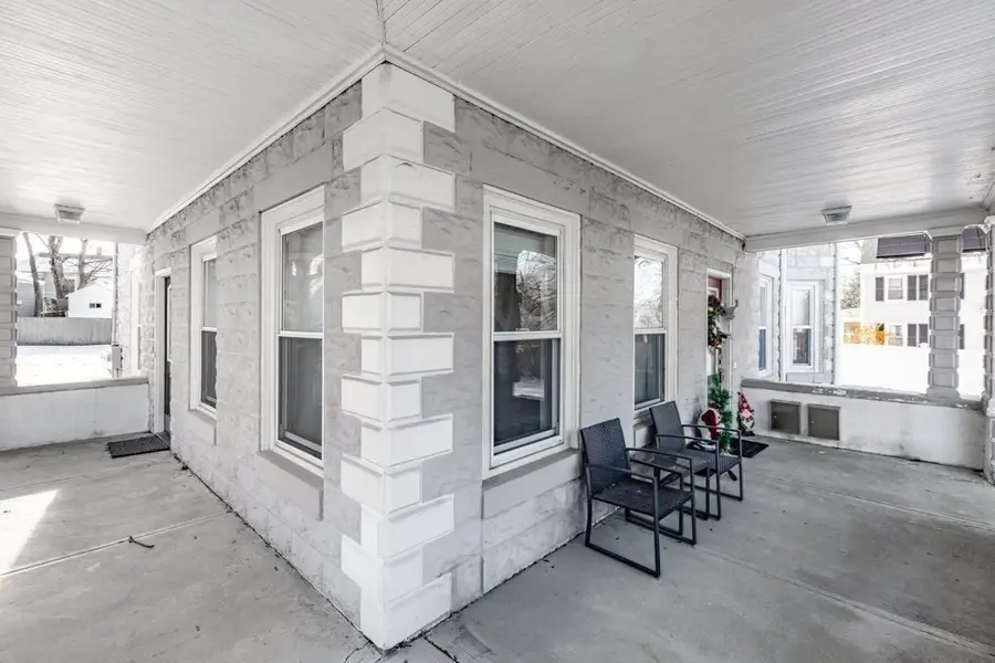 29-31 Middlesex St #1, North Chelmsford, MA 01863 - #3