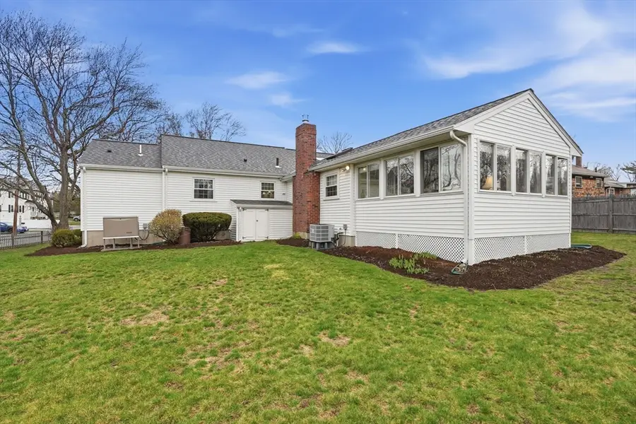 5 Progress St, Weymouth, MA 02188 - #3