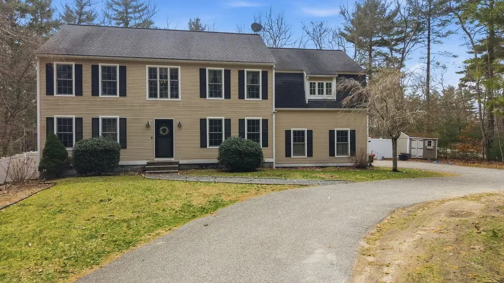 159 High St, Carver, MA 02330 - #1