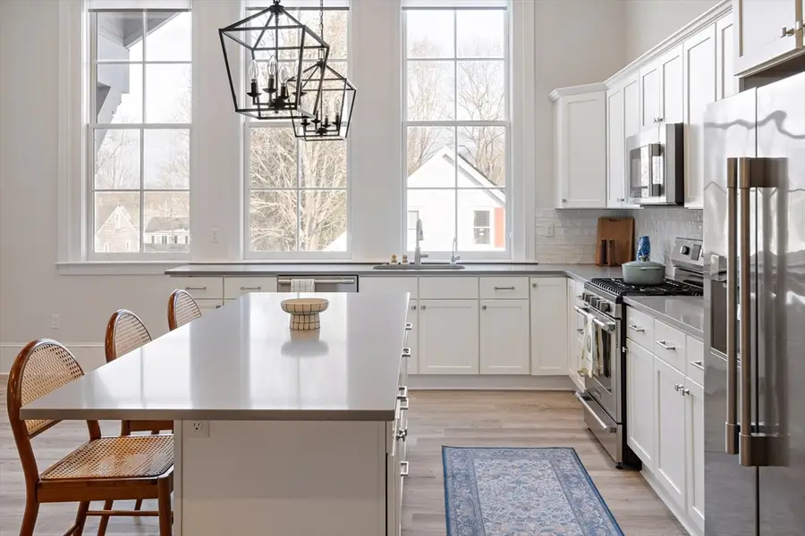 10 Congress St #301, Amesbury, MA 01913 - #2