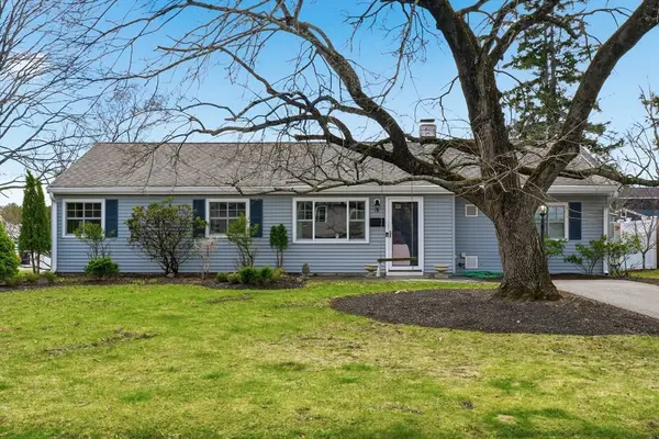 19 Brookfield Circle, Framingham, MA 01701
