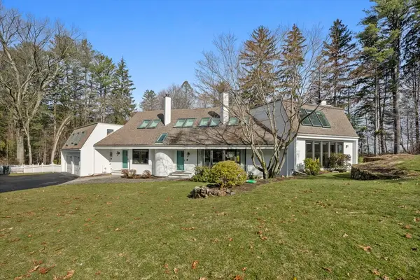 40 Lincoln Cir E, Andover, MA 01810