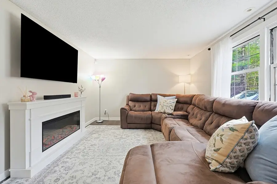 1187 S Precinct St, East Taunton, MA 02718 - #2