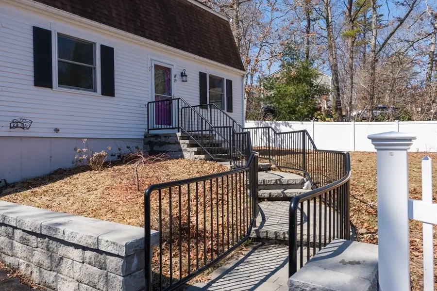 19 Meredith Road, Forestdale, MA 02644 - #2