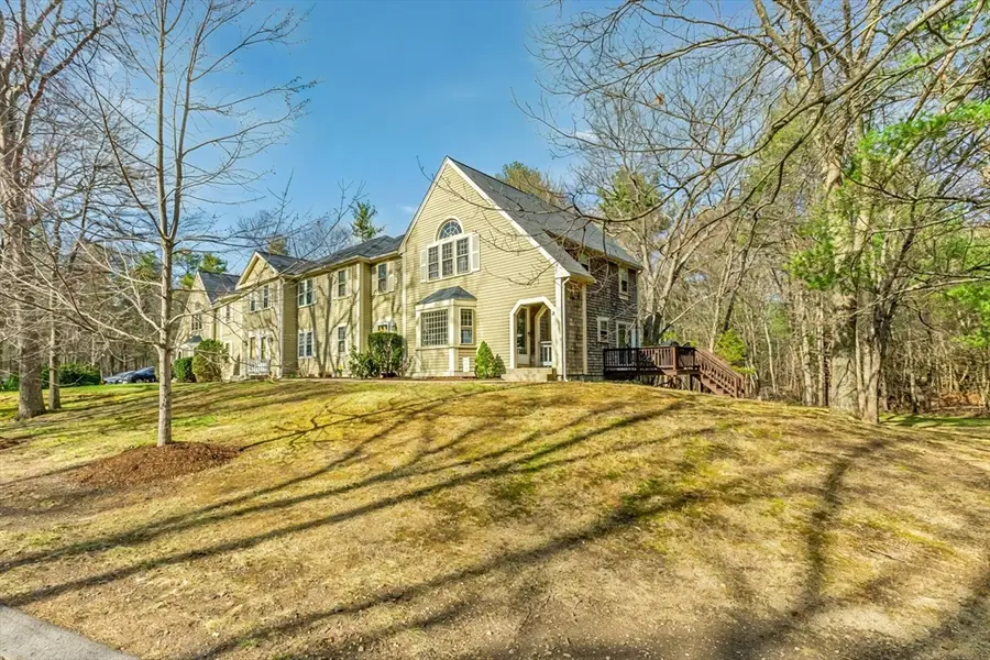 12 Old Meetinghouse Grn #17, Norton, MA 02766 - #2