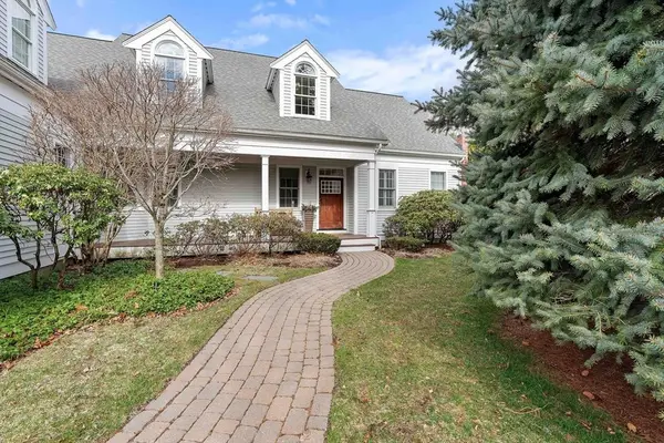 25 Davis Brook Drive #25, Natick, MA 01760