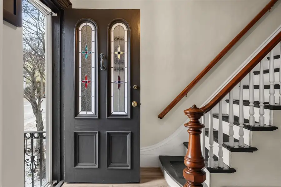 289 Lowell St, Somerville, MA 02145 - #3