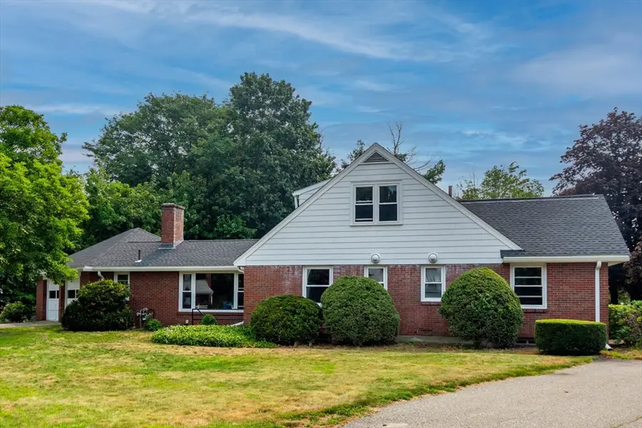 2 Winn St, Burlington, MA 01803 - #3