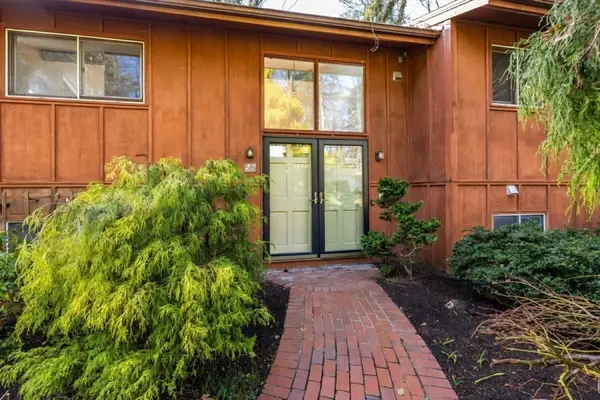 58 Meadow Brook Rd, Norwell, MA 02061