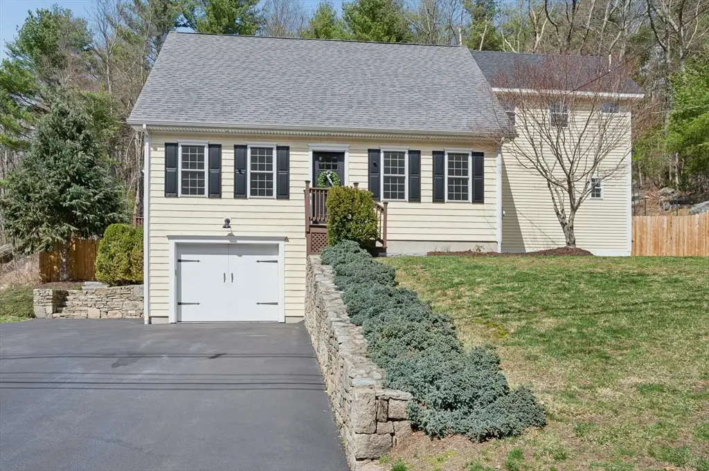 171 Whitins Rd, Sutton, MA 01590 - #1