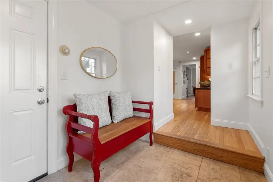 19 Overlook Rd, Needham, MA 02492 - #2