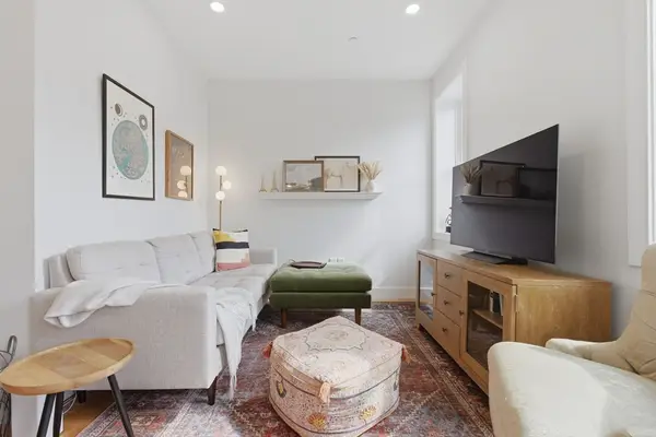 284 Sumner Street #2, Boston, MA 02128