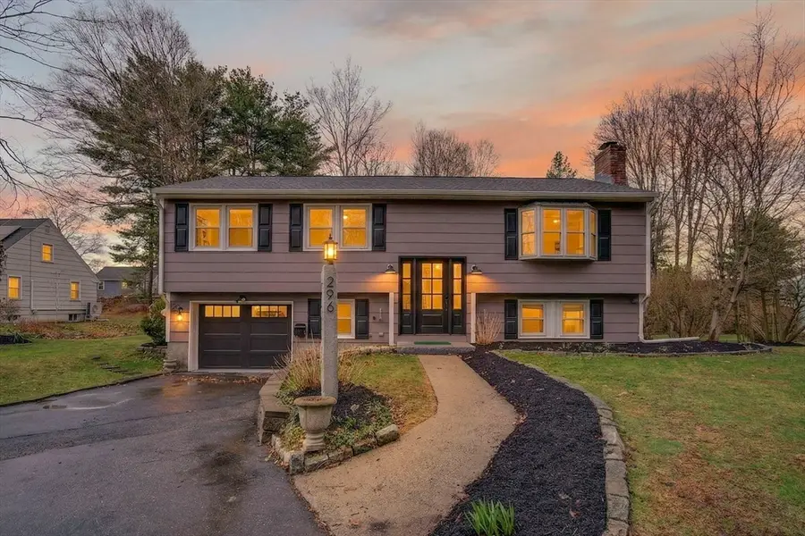 296 Chace St, Clinton, MA 01510 - #2