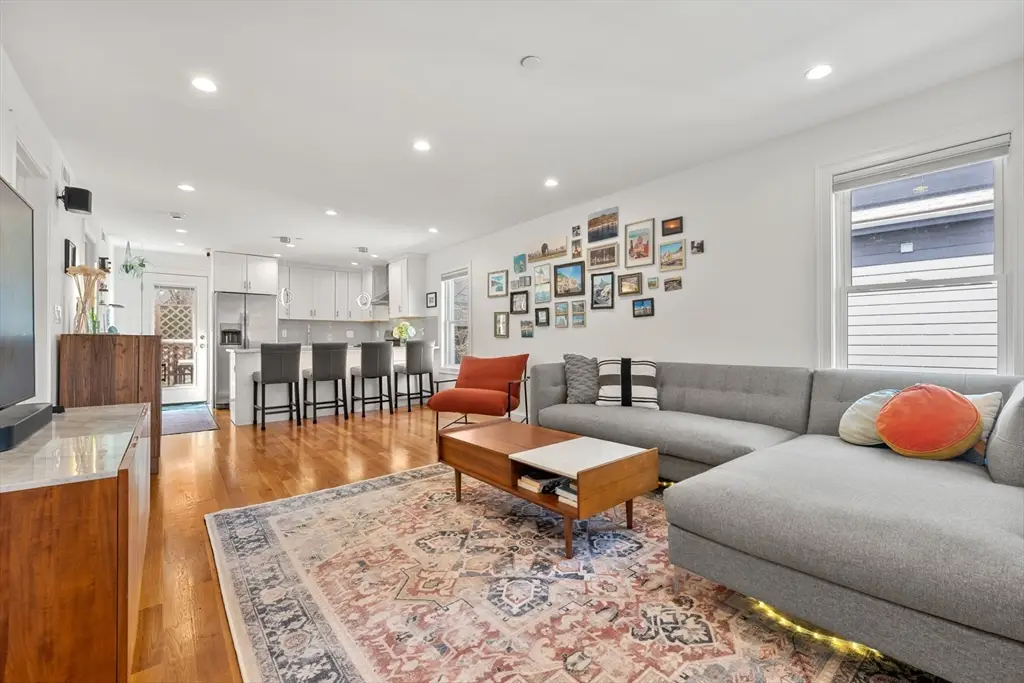 134 Heath St #3, Somerville, MA 02145 - #1