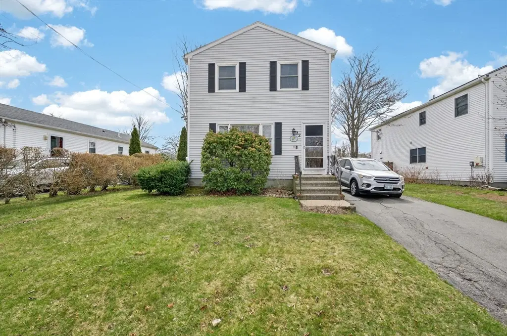 22 Connecticut Ave, Middletown, RI 02842 - #1