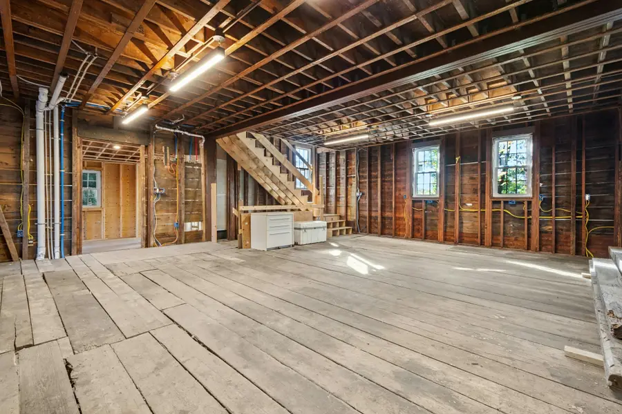 8 Pine St #4, Boston, MA 02136 - #3