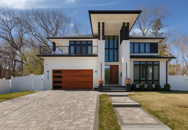 109 Wiswall Rd, Newton, MA 02459