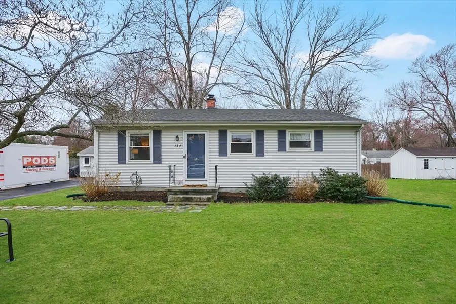 134 Newhouse St, Springfield, MA 01118 - #2