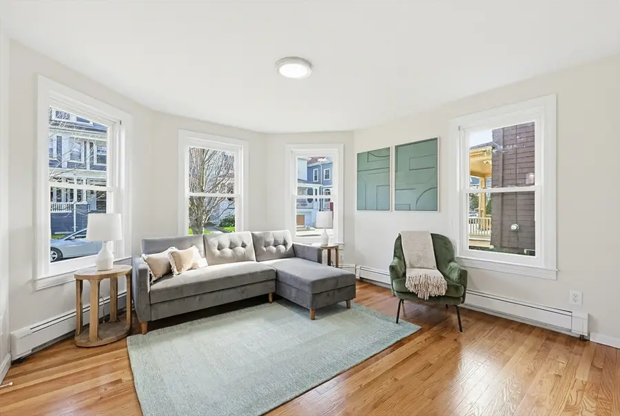 7 Hampshire St, Everett, MA 02149 - #2