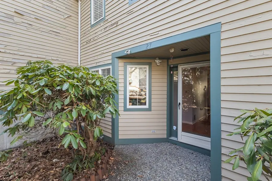 27 Lebeaux Dr #27, Shrewsbury, MA 01545 - #3