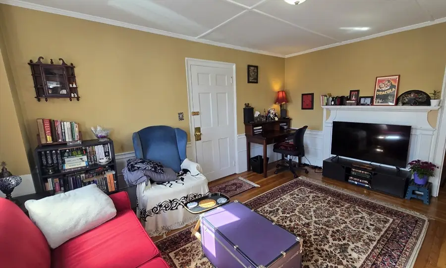 26 Essex St #2, Salem, MA 01970 - #3