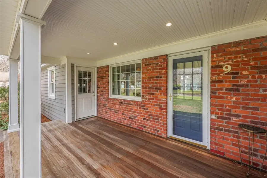 9 Metacomet Road, Longmeadow, MA 01106 - #2