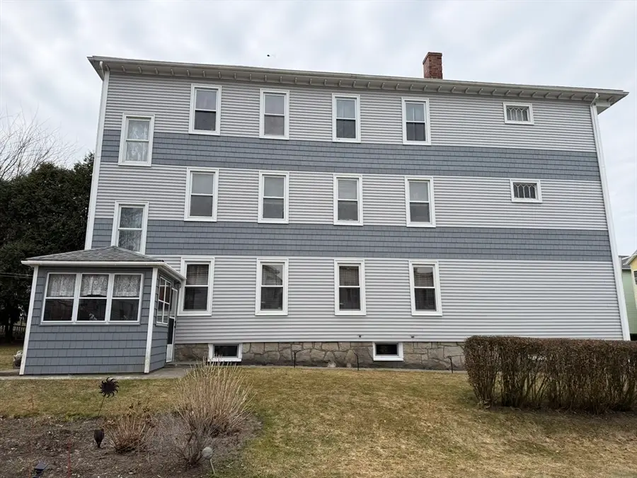 49 Perry Ave, Worcester, MA 01610 - #2