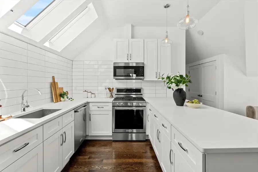 9 Upham Ave #3, Boston, MA 02125 - #3