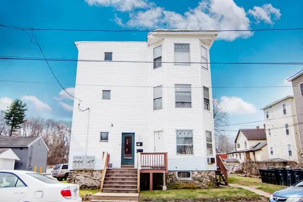 12 Cohasse St, Southbridge, MA 01550