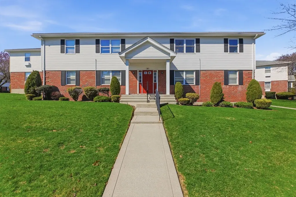 68 Colonial Cir #C, Chicopee, MA 01020 - #1