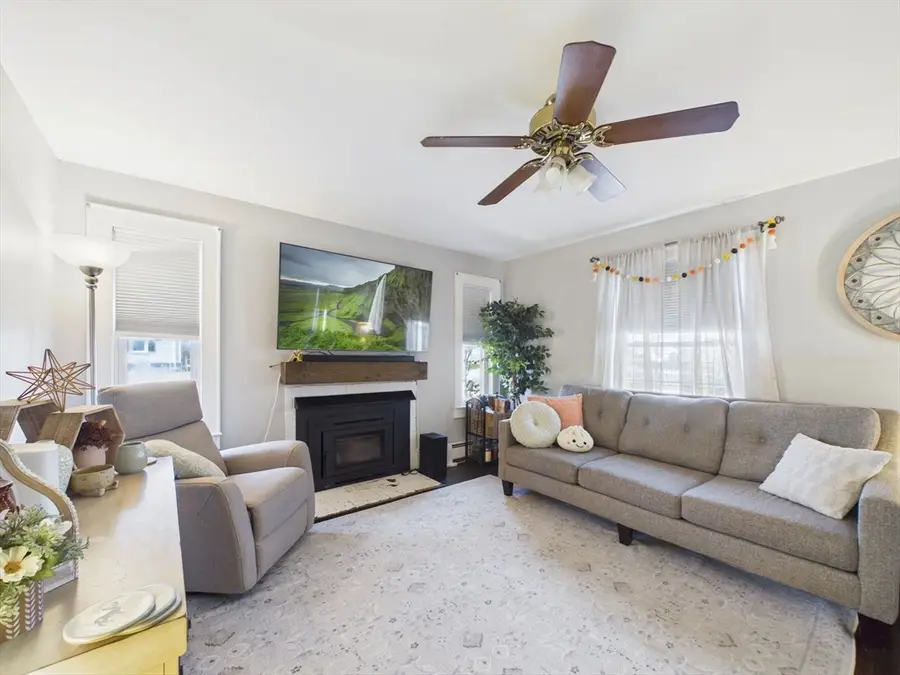 1193 New Boston Rd, Fall River, MA 02720 - #3