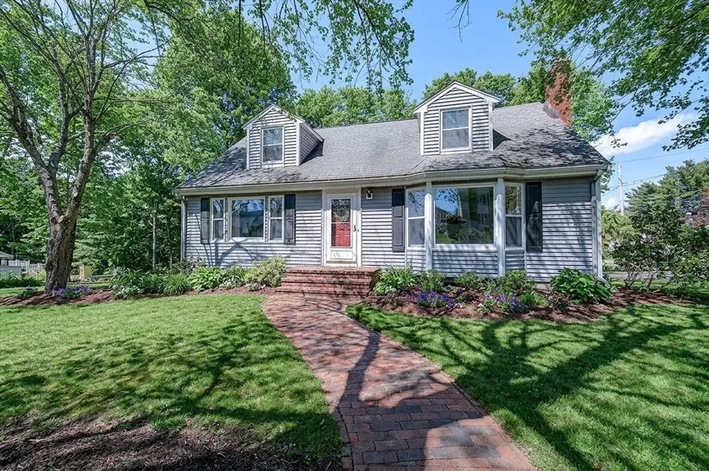 1 Phyllis Rd, Foxboro, MA 02035 - #1