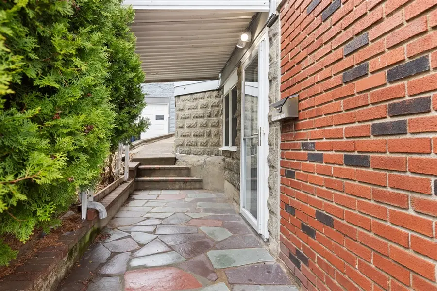 33 Newbury #1, Somerville, MA 02144 - #3