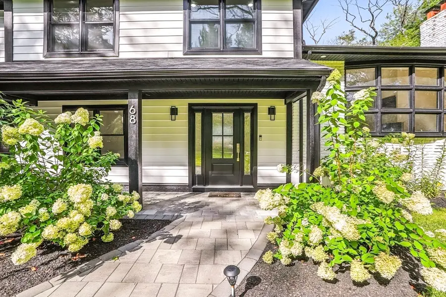 68 Pearl St, Upton, MA 01568 - #3