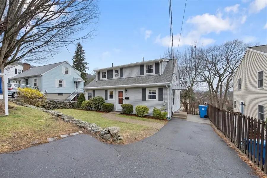 37 Upland Rd, Waltham, MA 02451 - #3