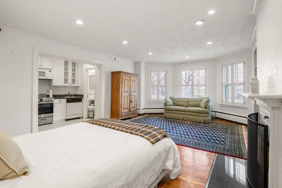 236 Beacon St #1E, Boston, MA 02116 - #3