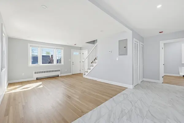 185 Suffolk Ave, Revere, MA 02151