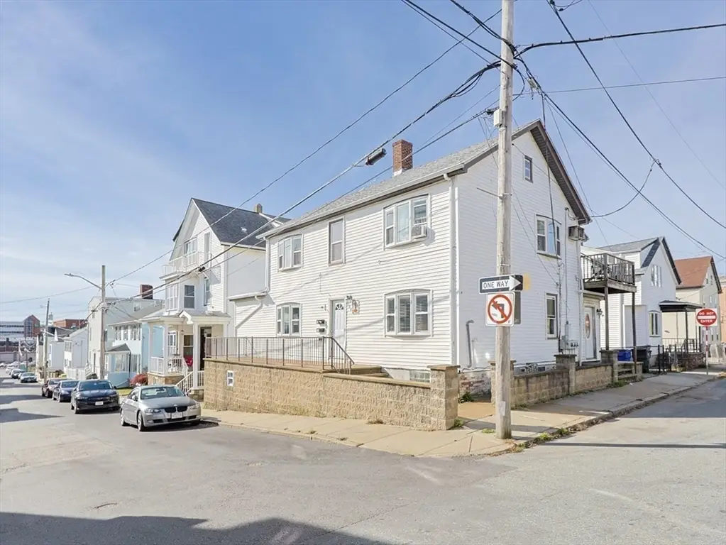 104 Oak St, Fall River, MA 02720 - #1