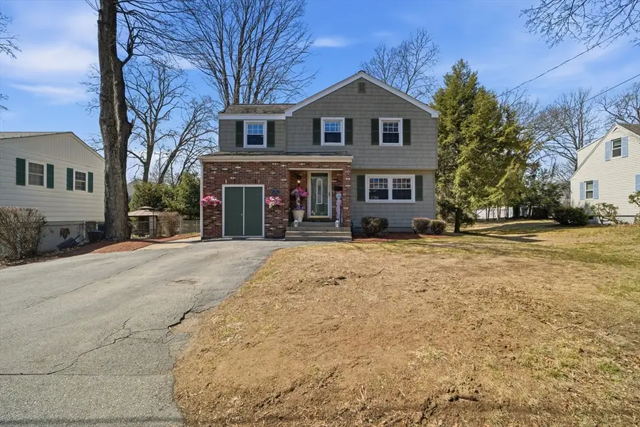 85 Newbury St, Lowell, MA 01851 - #2