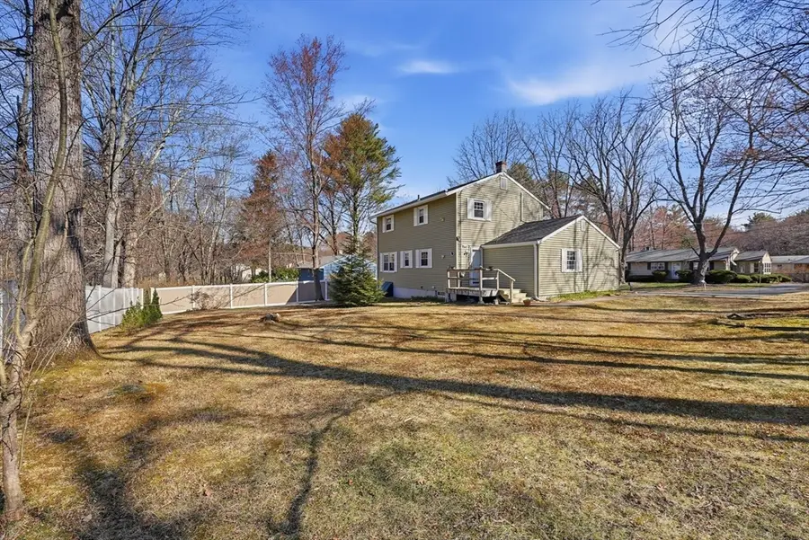 91 Brierwood Dr, Northampton, MA 01062 - #2