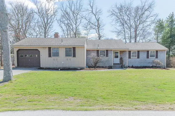 84 Portside Circle, Falmouth, MA 02536