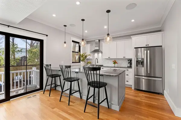 34 Purchase St #34, Newburyport, MA 01950