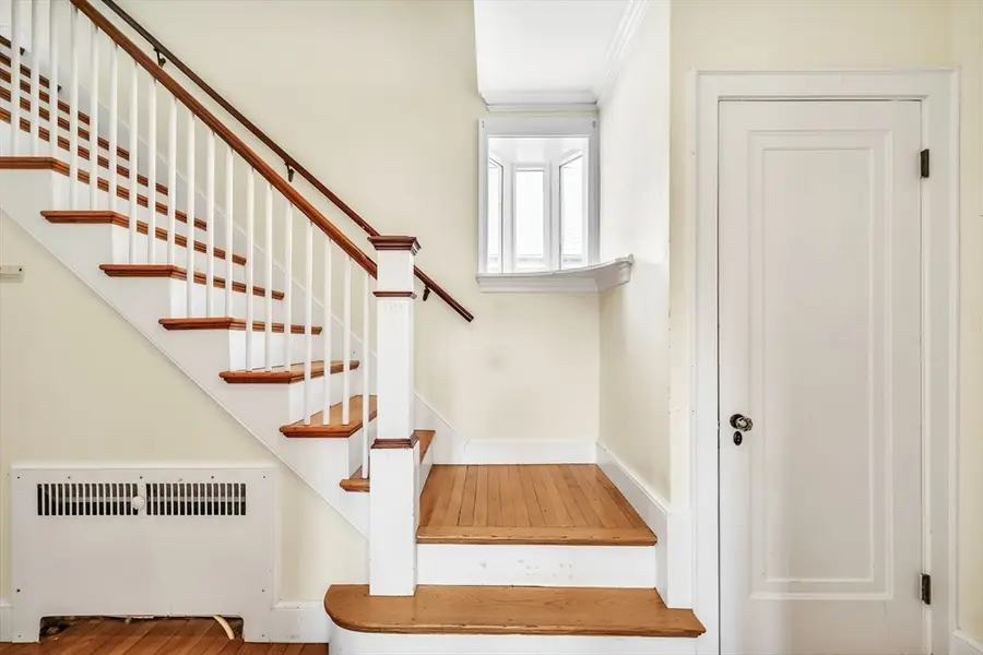 46 Outlook Dr, Lexington, MA 02421 - #3