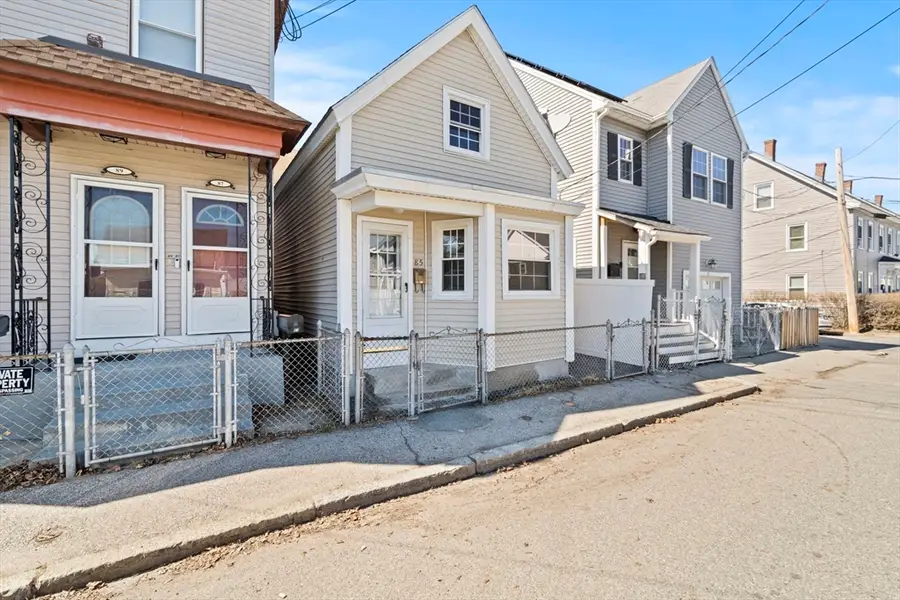 85 Kinsman Street, Lowell, MA 01852 - #2