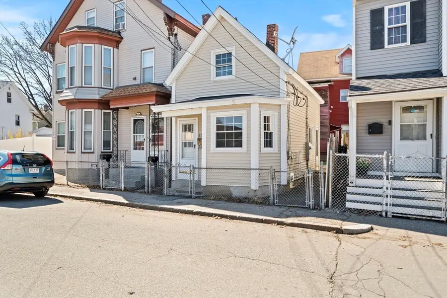 85 Kinsman Street, Lowell, MA 01852 - #3